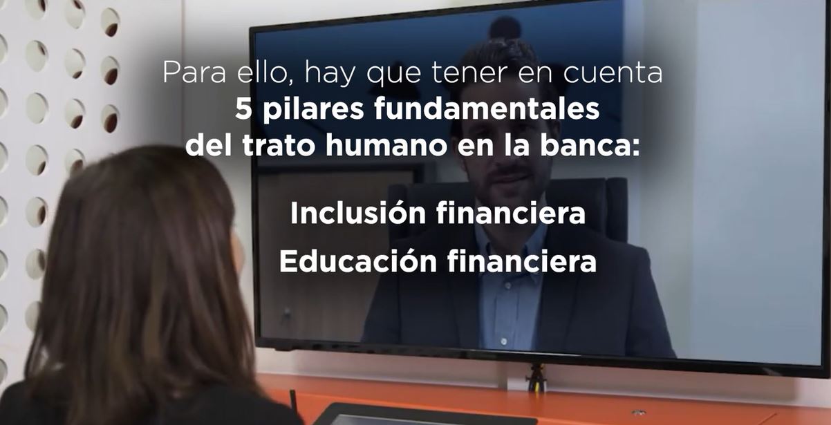 factor humano servicios financieros