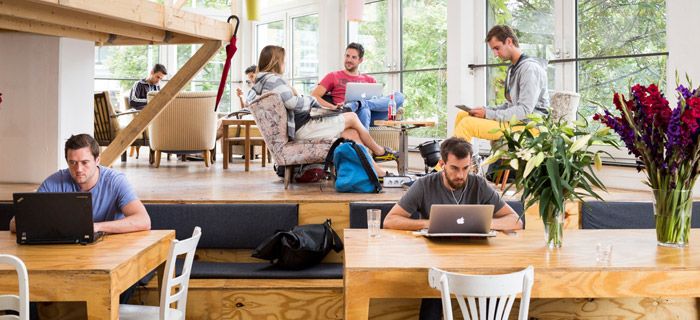 auriga-coworking NASCE in Puglia un incubatore di imprese dedicato alle startup che lavorano in ambito digital business. Apre a Bari su iniziativa di Auriga, azienda specializzata in soluzioni software per l’It… Approfondisci