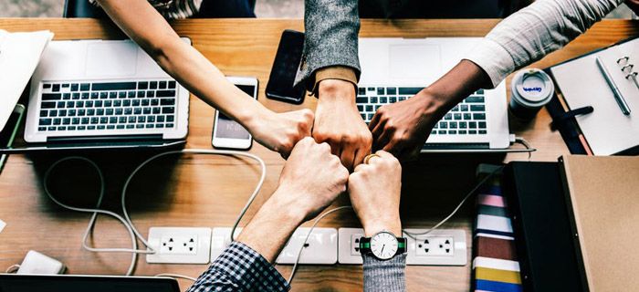 auriga-workgroup-team E’ stata Eablock, start-up messa su da tre giovani sardi, Dario Puligheddu, Miriam Meazza e Giacomo Paderas, a vincere l’edizione 2018 della maratona digitale “Digithon”, che si è svolta per… Approfondisci