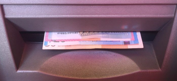 zugang zum Bargeld zugang zum Bargeld